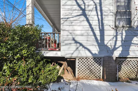 115 Hull Ave, Olyphant, PA 18447 photo 7