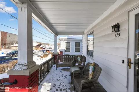 115 Hull Ave, Olyphant, PA 18447 photo 5