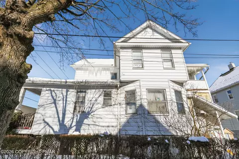 115 Hull Ave, Olyphant, PA 18447 photo 2