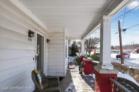 115 Hull Ave, Olyphant, PA 18447 photo 10