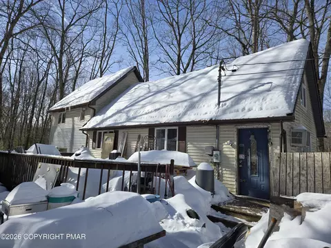 348 Carnation Rd, East Stroudsburg, PA 18302