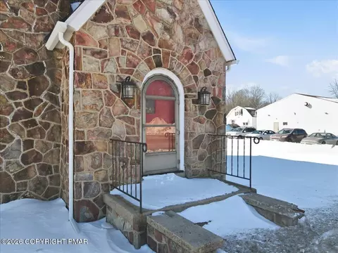 225 Claremont Ave, Tamaqua, PA 18252