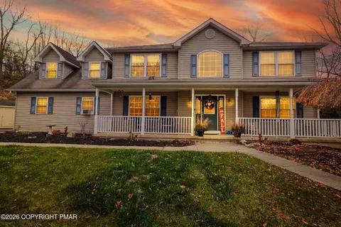 95 Benns Hill Rd, Bangor, PA 18013