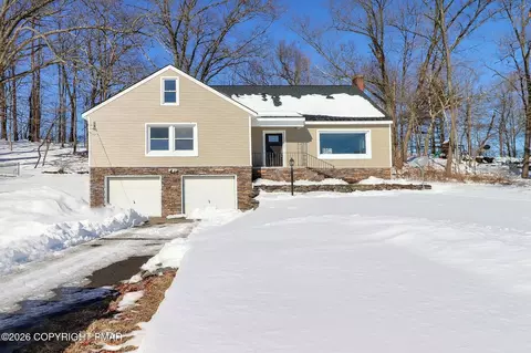 230 Colbert St, Stroudsburg, PA 18360