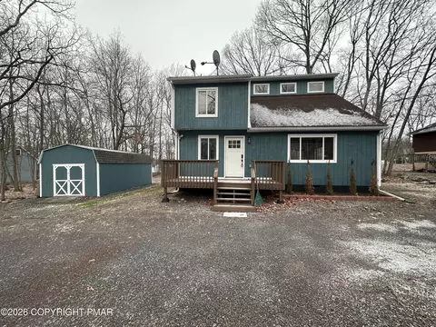 147 Pocono Blvd, Bushkill, PA 18324