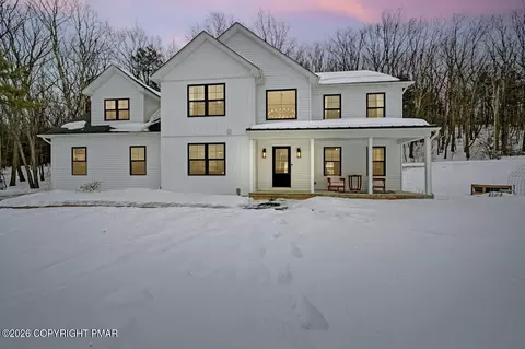 208 Bryan Dr, Kresgeville, PA 18333