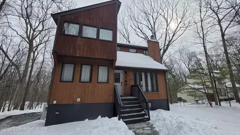 167 Hyland Dr, East Stroudsburg, PA 18301