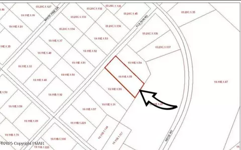 291 Deer Run Rd, Pocono Lake, PA 18347