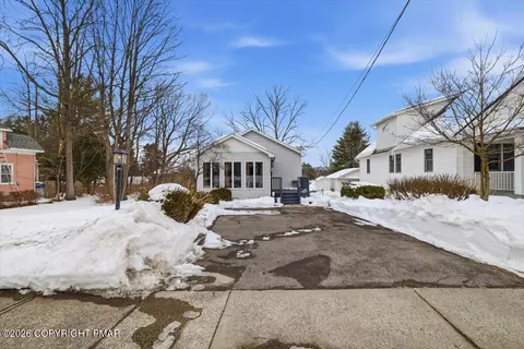532 Queen St, Stroudsburg, PA 18360
