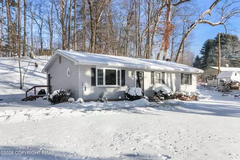 115 Club House Rd, Saylorsburg, PA 18353
