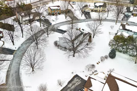 View/Area - 3901 Post Dr, Bethlehem, PA 18017 photo 2 of 3