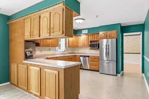 Kitchen - 3901 Post Dr, Bethlehem, PA 18017 photo 1 of 4