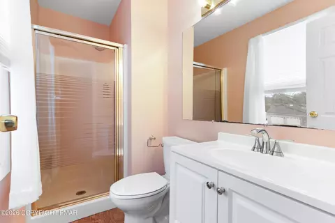 Bath - 3901 Post Dr, Bethlehem, PA 18017 photo 2 of 2