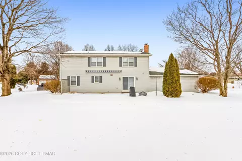 Exterior - 3901 Post Dr, Bethlehem, PA 18017 photo 6 of 9
