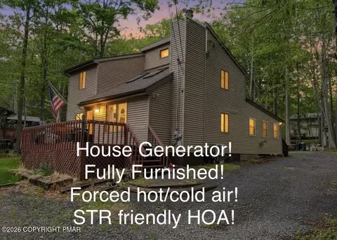 72 Creek View Dr E, Gouldsboro, PA 18424