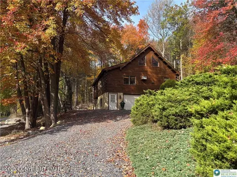 1153 Lower Smith Gap Rd, Kunkletown, PA 18058
