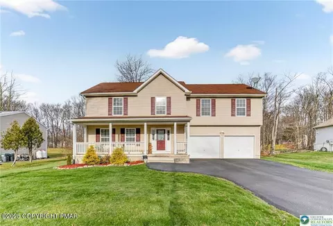 2711 Oak View Ln, Tobyhanna, PA 18466