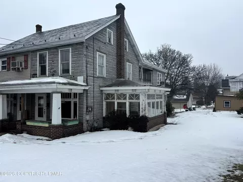 306 Bridge St, Lehighton, PA 18235