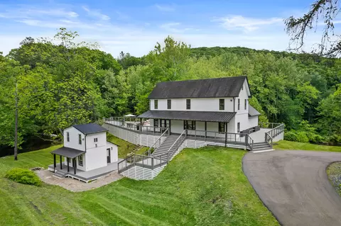 1104 Buttermilk Falls Rd, East Stroudsburg, PA 18301