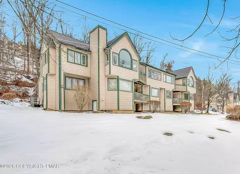 312 Hollow Rd, East Stroudsburg, PA 18302
