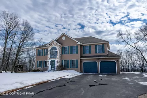 337 Clicko Ln, East Stroudsburg, PA 18301