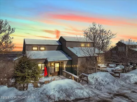 270 Big Pocono Pass, Tannersville, PA 18372