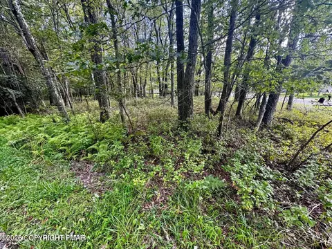 lot Apt 14ht Bear Ln, Jim Thorpe, PA 18229