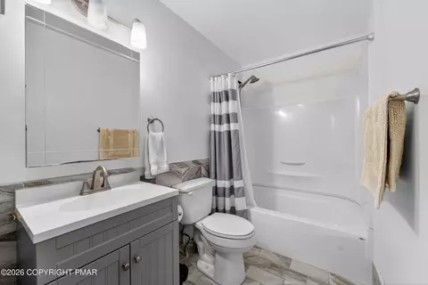 Bath - 3112 Spring Ct, Bushkill, PA 18324 photo 6 of 6