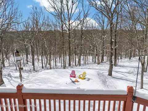 Exterior - 3112 Spring Ct, Bushkill, PA 18324 photo 9 of 9