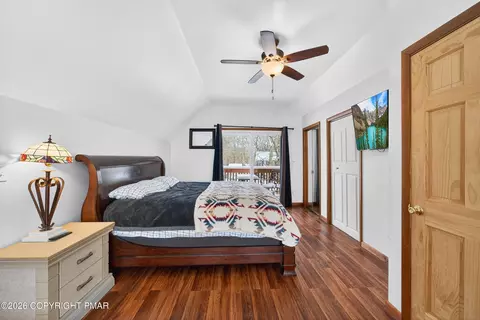 Bedroom - 3112 Spring Ct, Bushkill, PA 18324 photo 3 of 9