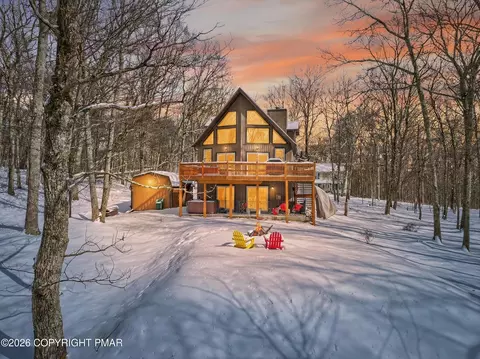 Exterior - 3112 Spring Ct, Bushkill, PA 18324 photo 1 of 9