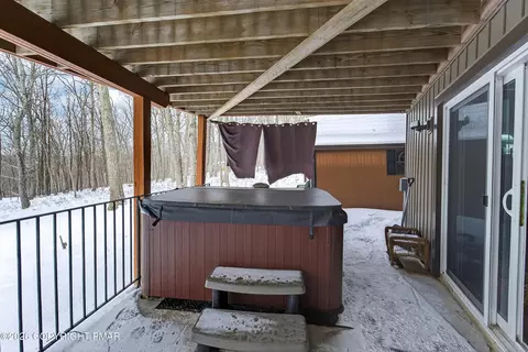 Exterior - 3112 Spring Ct, Bushkill, PA 18324 photo 6 of 9