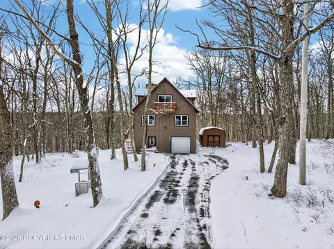 Exterior - 3112 Spring Ct, Bushkill, PA 18324 photo 5 of 9