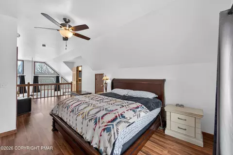 Bedroom - 3112 Spring Ct, Bushkill, PA 18324 photo 5 of 9