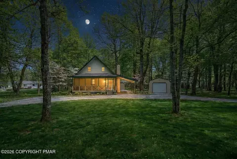 174 Bull Run, Long Pond, PA 18334