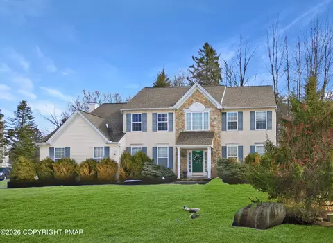 2323 Snapdragon Pt, East Stroudsburg, PA 18301