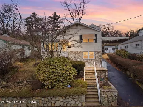 152 Egerton Ave, Glenside, PA 19038