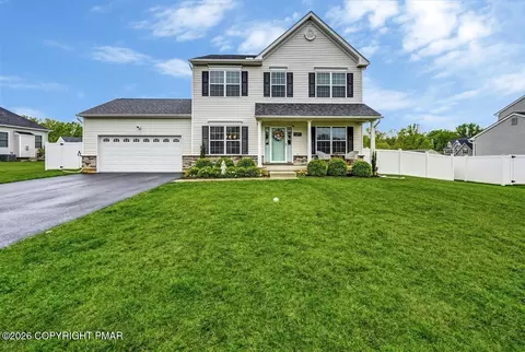 1018 Fehnel Dr, Easton, PA 18045