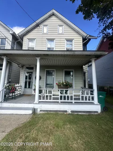 62 Brown St, East Stroudsburg, PA 18301