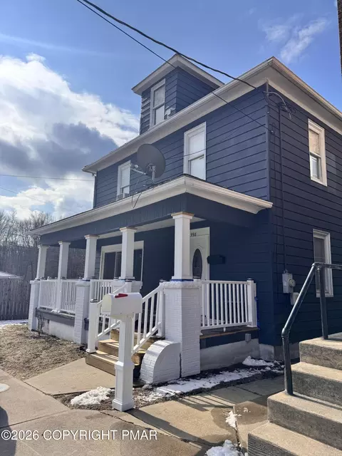 598 Old Newport St, Nanticoke, PA 18634