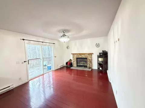 Living - 6486 Decker Rd, Bushkill, PA 18324 photo 1 of 7