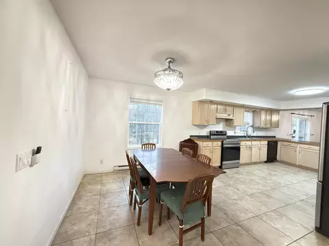 Dining - 6486 Decker Rd, Bushkill, PA 18324 photo 1 of 2