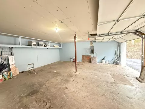 Exterior - 6486 Decker Rd, Bushkill, PA 18324 photo 4 of 16