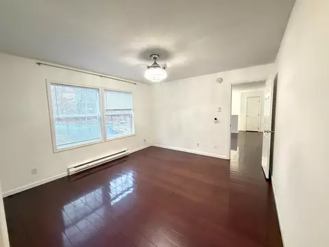 Living - 6486 Decker Rd, Bushkill, PA 18324 photo 3 of 7