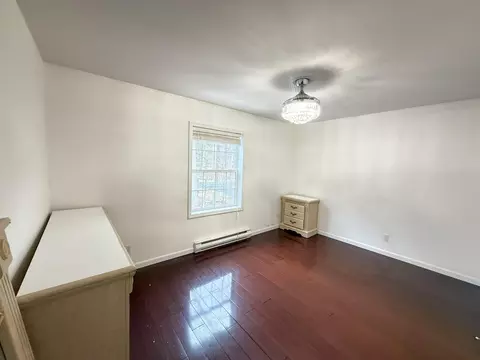 Bedroom - 6486 Decker Rd, Bushkill, PA 18324 photo 2 of 5