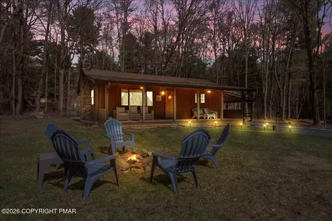 109 Beartop Run, Blakeslee, PA 18610