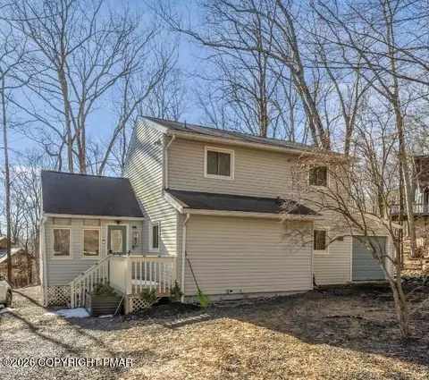 187 Bellingham Dr, Bushkill, PA 18324