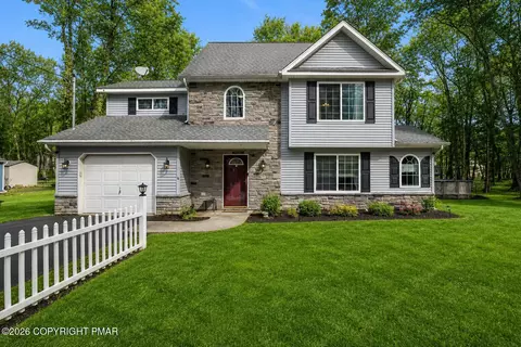 33 Sassafras Rd, Albrightsville, PA 18210