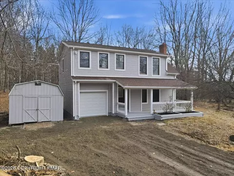 142 Towering Ct, Saylorsburg, PA 18353