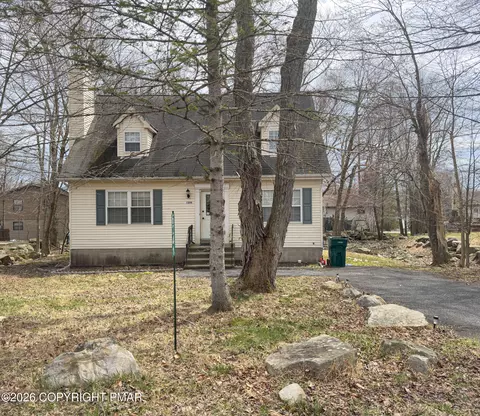 6241 Park Pl, Tobyhanna, PA 18466